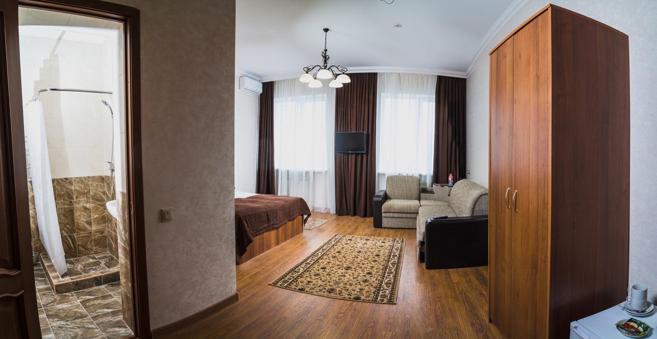 Amira Parc Hotel Kislovodsk Eksteriør billede